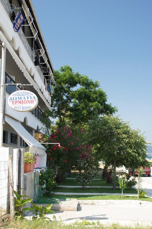 Ermioni Apartments Vrasná المظهر الخارجي الصورة