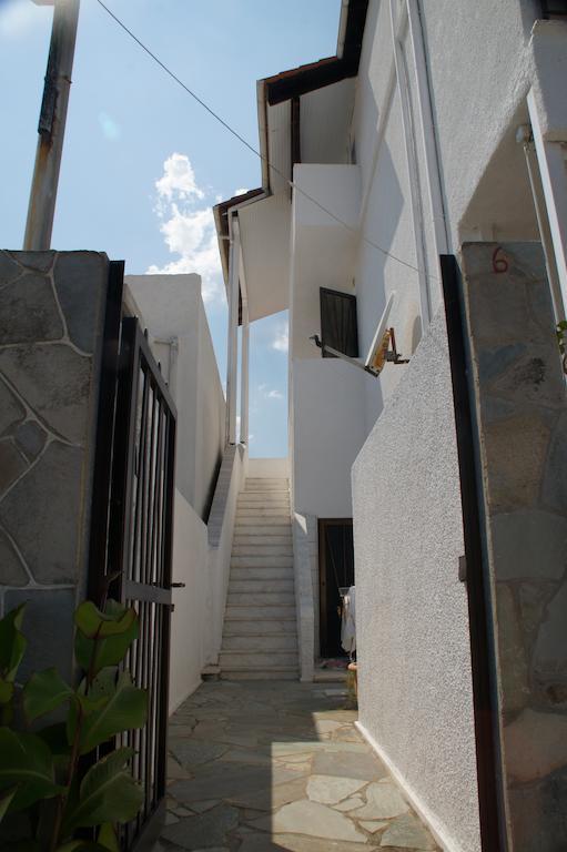 Ermioni Apartments Vrasná المظهر الخارجي الصورة