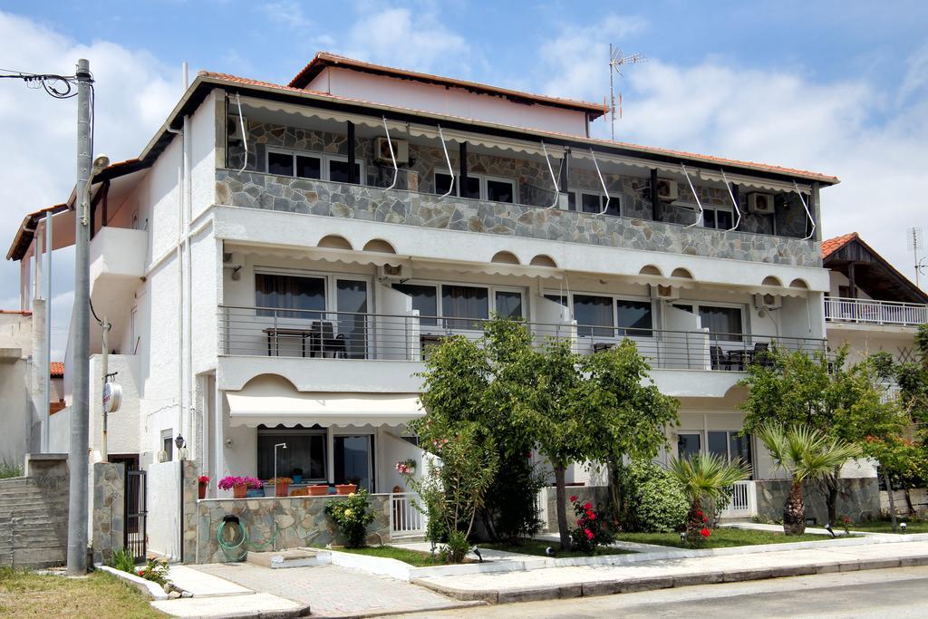 Ermioni Apartments Vrasná المظهر الخارجي الصورة