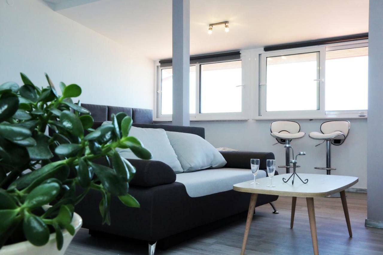 Ermioni Apartments Vrasná المظهر الخارجي الصورة